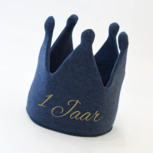 Gepersonaliseerd kroontje met naam in het blauw